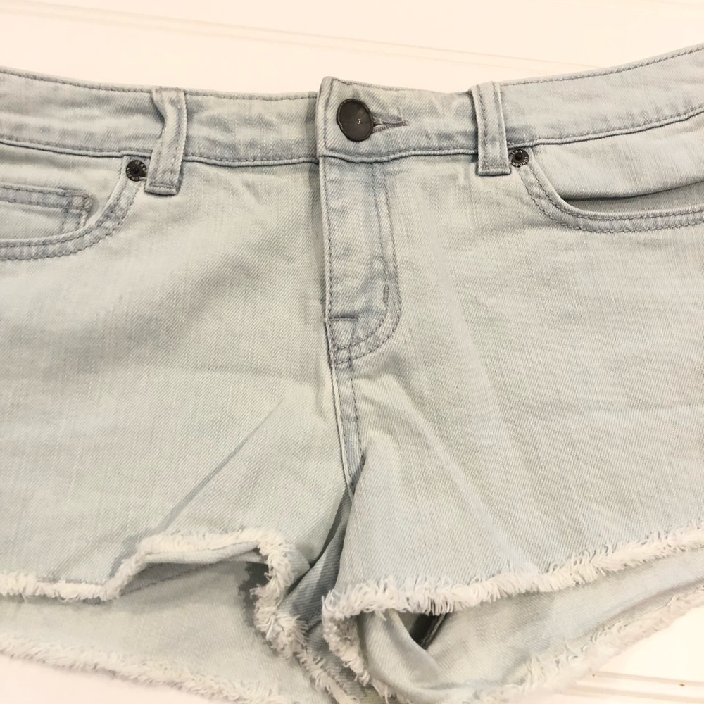 VICTORIAS SECRET VS Boyfriend Jean Shorts - Picture 2 of 4